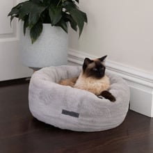 Plush Donut Pet Bed